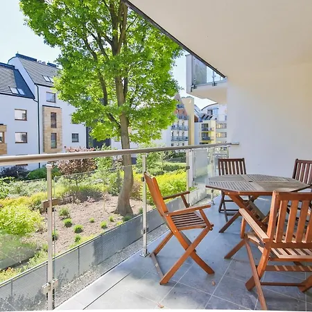 - Rezydencja Sienkiewicza Apartment Swinoujscie