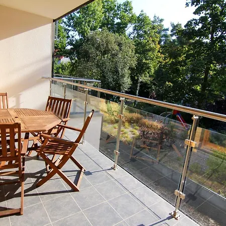 - Rezydencja Sienkiewicza Apartment *