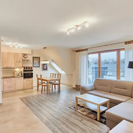 - Rezydencja Sienkiewicza Apartment *